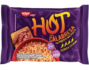 Macarrão instantâneo Hot calabresa pimenta malagueta Nissin 85g.